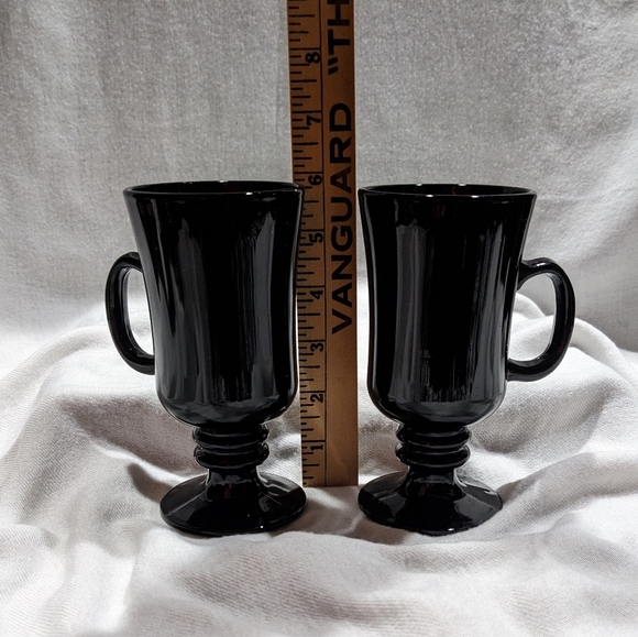 Black pedestal cups - Picture 8 of 8